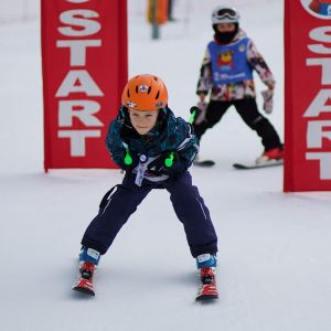 A2B779B9 9517 45C8 87FD 6046DE59D42D