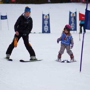 E8A755D9 30BD 483F 8BCC 662F4A4224F9