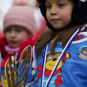 890ACC2B ACA5 4904 87EF 7A7162F0915B