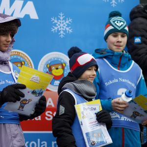 B2469FED 25F7 4551 9F8E 49A685E1BA80